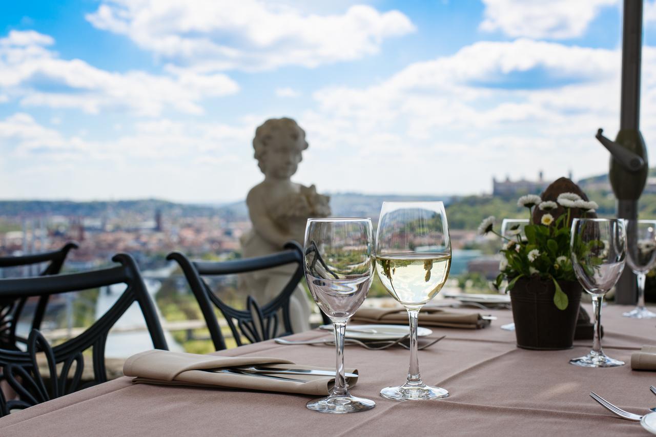 Schlosshotel Steinburg Wurzburg Bagian luar foto